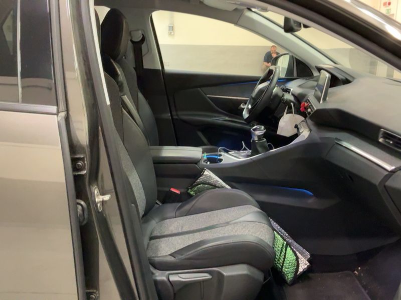 Peugeot 3008 1.6 Blue-HDi Allure 2018 – снимка 16