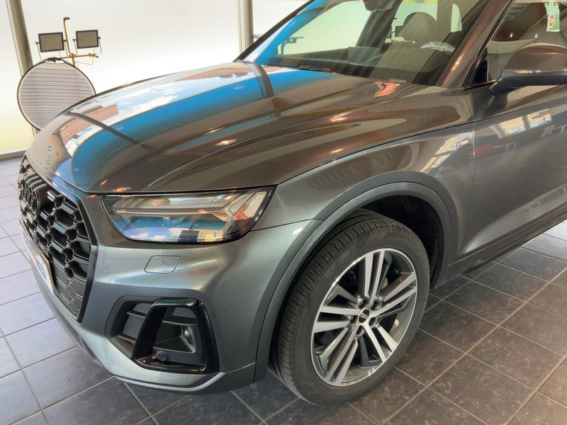 Audi Q5 50 TFSIe quattro S line 2022 – снимка 2