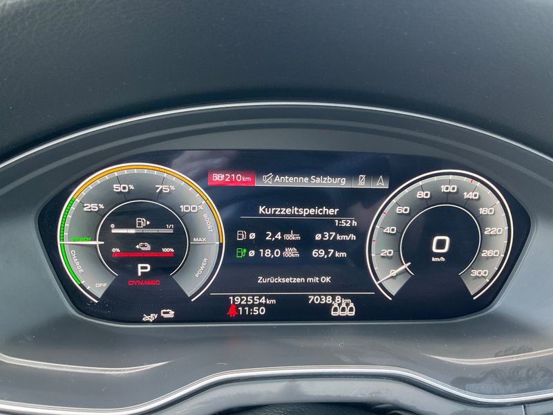 Audi Q5 50 TFSIe quattro S line 2022 – снимка 19