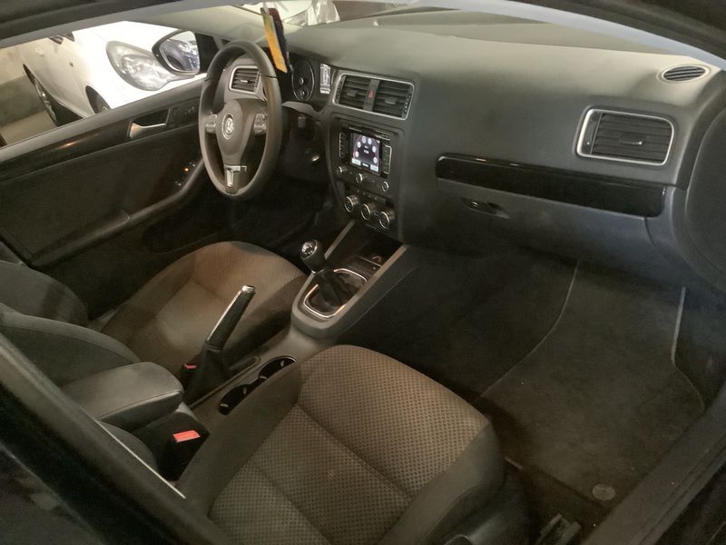Volkswagen Jetta 1.6 TDI Comfortline BlueMotion Tech 2014 – снимка 3
