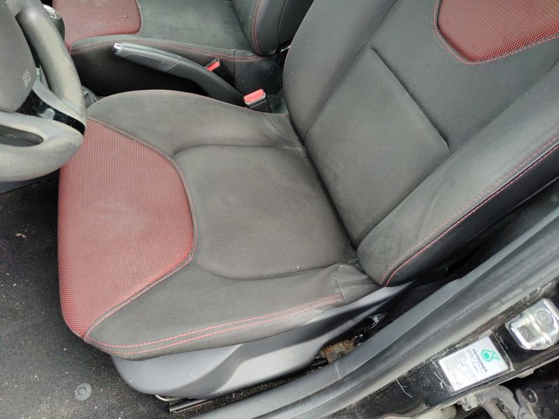 Renault Clio 1.5 dCi Expression 2014 – снимка 47