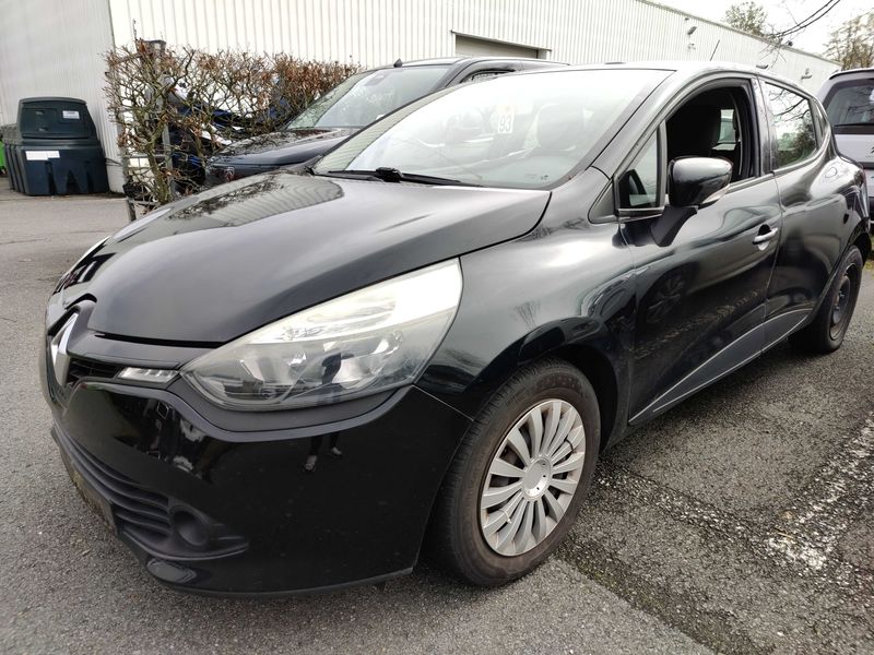 Renault Clio 1.5 dCi Expression 2014 – снимка 2