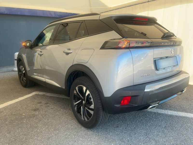 Peugeot 2008 1.2 PureTech Allure Pack 2023 – снимка 6
