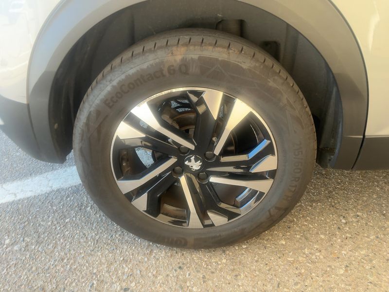 Peugeot 2008 1.2 PureTech Allure Pack 2023 – снимка 9