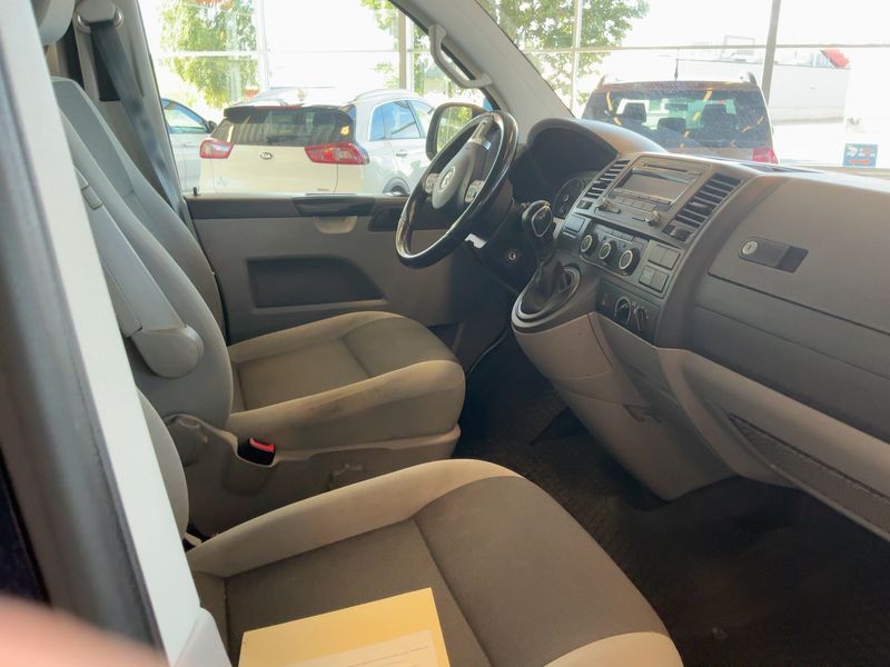 Volkswagen T5 Kombi 2.0 TDI lang 4Motion 2014 – снимка 17