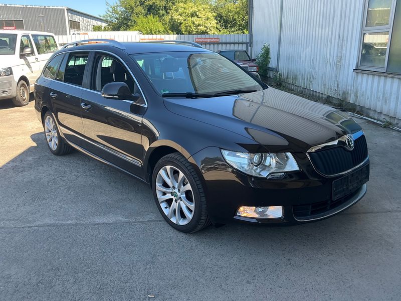 Skoda Superb 1.8 TSI Elegance 2012 – снимка 12