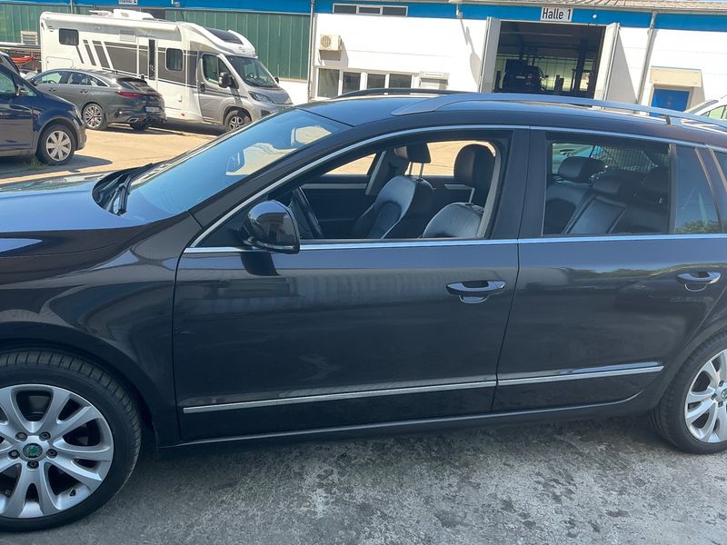Skoda Superb 1.8 TSI Elegance 2012 – снимка 4