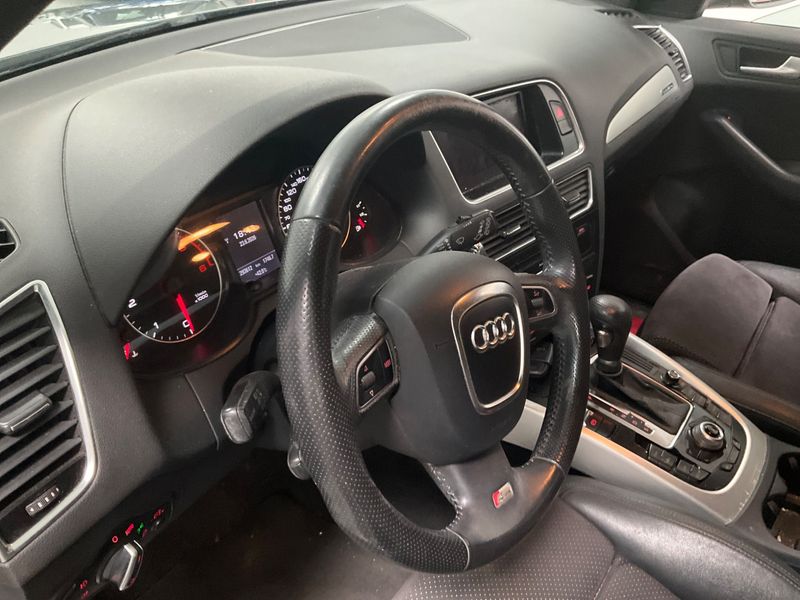 Audi Q5 2.0 TDI quattro 2010 – снимка 38