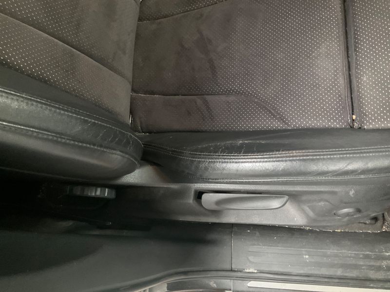Audi Q5 2.0 TDI quattro 2010 – снимка 33