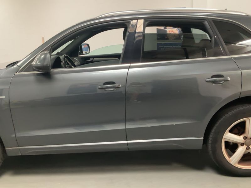 Audi Q5 2.0 TDI quattro 2010 – снимка 4