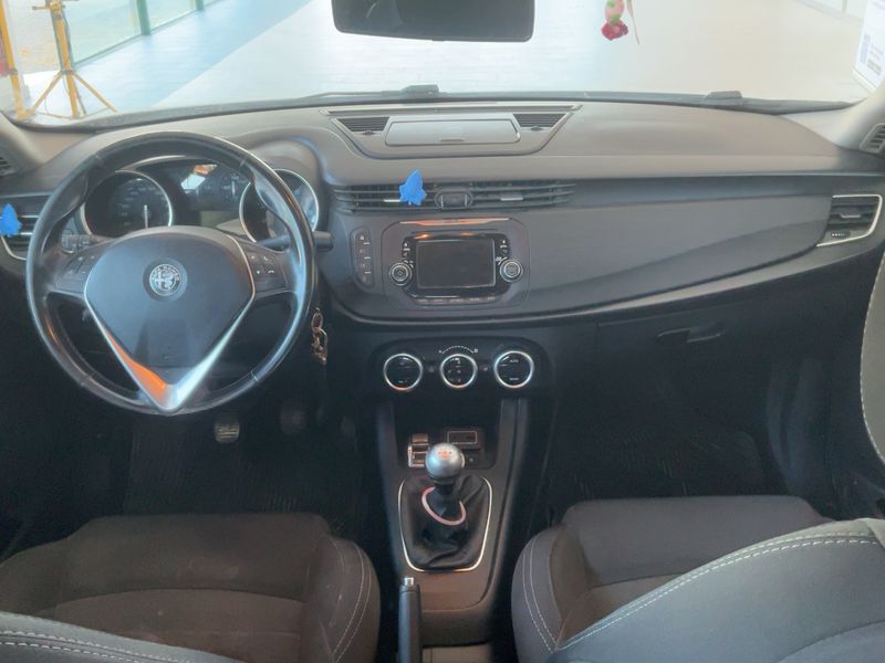 Alfa Romeo Giulietta 1.4 Turbo Super 2017 – снимка 17