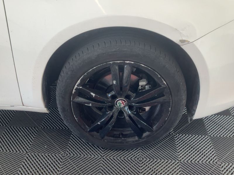 Alfa Romeo Giulietta 1.4 Turbo Super 2017 – снимка 11