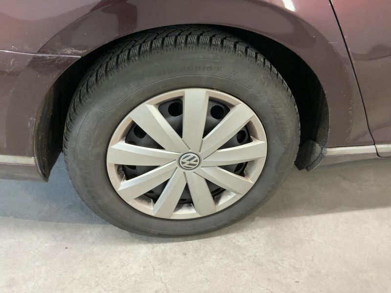 Volkswagen Passat 2.0 TDI Highline BlueMotion Tech 2017 – снимка 9