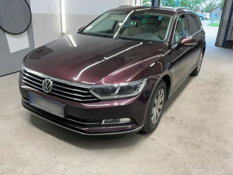 Volkswagen Passat 2.0 TDI Highline BlueMotion Tech 2017 – снимка 1