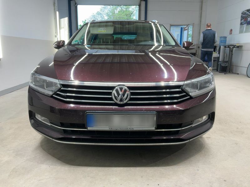 Volkswagen Passat 2.0 TDI Highline BlueMotion Tech 2017 – снимка 14