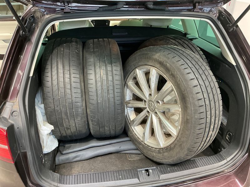 Volkswagen Passat 2.0 TDI Highline BlueMotion Tech 2017 – снимка 15