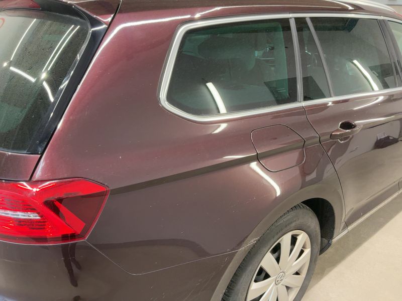 Volkswagen Passat 2.0 TDI Highline BlueMotion Tech 2017 – снимка 8