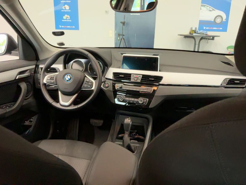 BMW X1 xDrive 25e Advantage 2021 – снимка 18