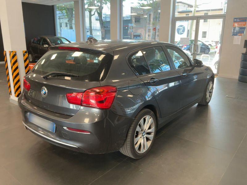 BMW 1er 118d Urban Line 2016 – снимка 8