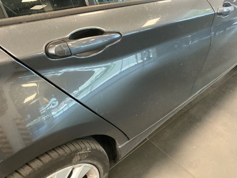BMW 1er 118d Urban Line 2016 – снимка 23