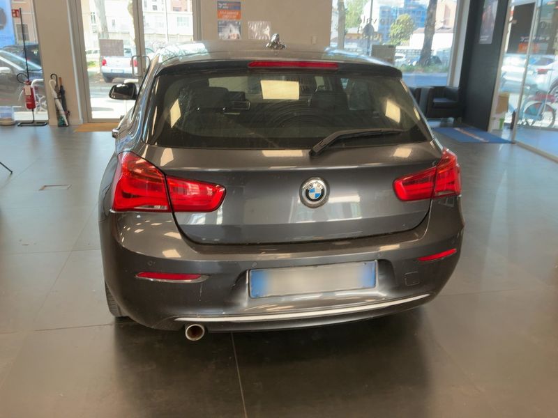 BMW 1er 118d Urban Line 2016 – снимка 7
