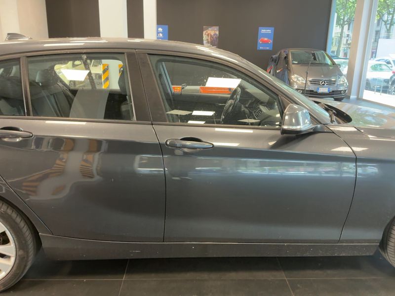BMW 1er 118d Urban Line 2016 – снимка 10