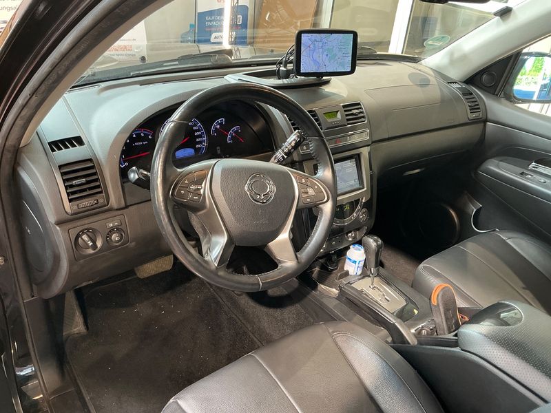 Ssangyong Rexton 2.2 TD Sapphire 4x4 2017 – снимка 17