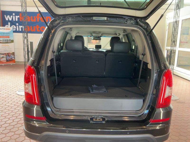 Ssangyong Rexton 2.2 TD Sapphire 4x4 2017 – снимка 15