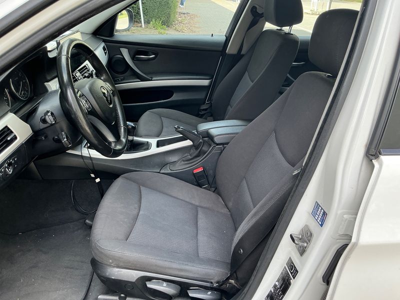 BMW 3er 318i 2010 – снимка 3