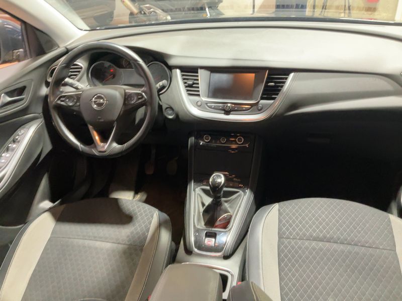 Opel Grandland X 1.2 Turbo Innovation 2018 – снимка 17