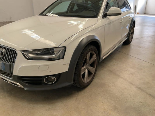 Audi A4 Allroad 2.0 TDI 2014 – снимка 2