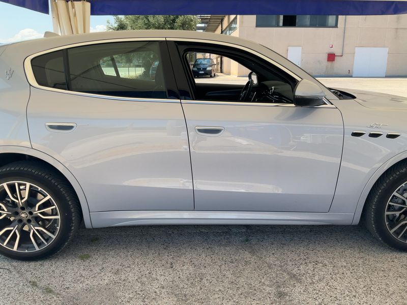 Maserati Grecale 2.0 Turbo Mild-Hybrid GT AWD 2024 – снимка 10