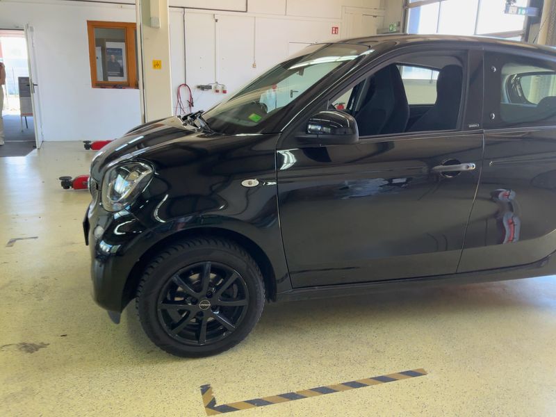 Smart forfour 0.9 Turbo Basis passion 2015 – снимка 2