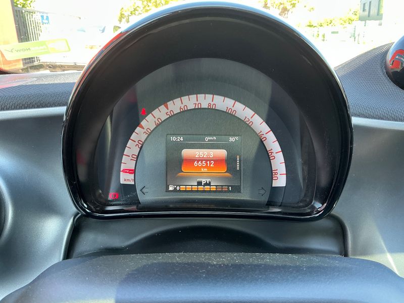 Smart forfour 0.9 Turbo Basis passion 2015 – снимка 19