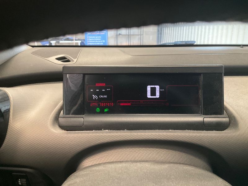 Citroen C4 Cactus 1.6 Blue-HDi Feel Business 2016 – снимка 4
