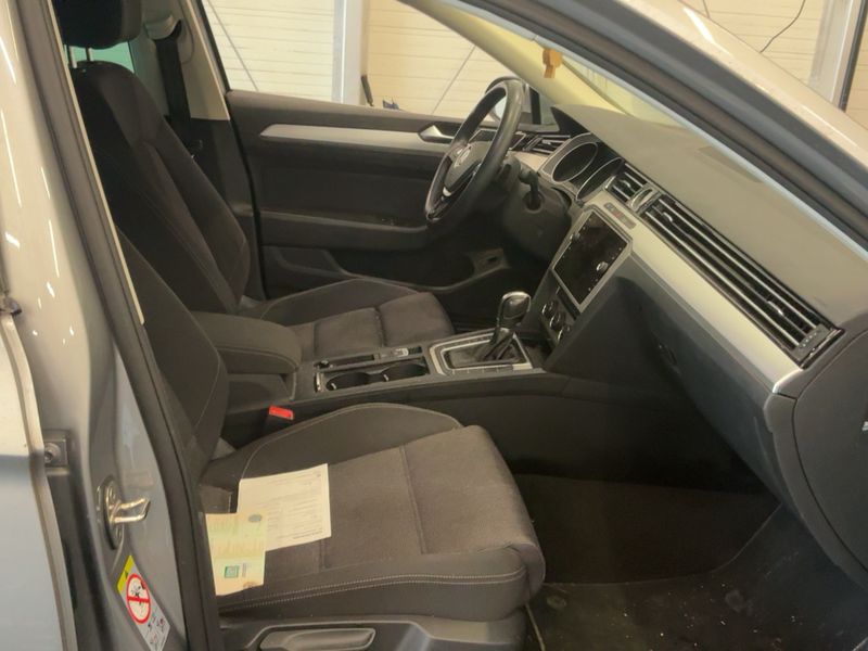 Volkswagen Passat 1.5 TSI ACT Comfortline BlueMotion Tech 2019 – снимка 16
