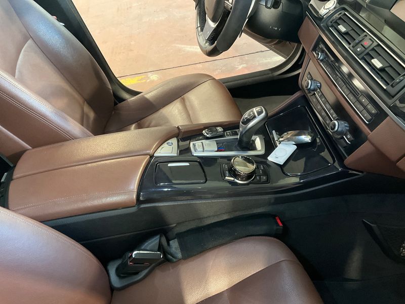 BMW 5er 525d 2015 – снимка 26