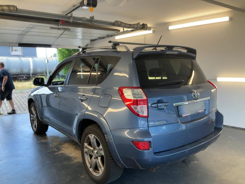 Toyota RAV 4 2.2 D-4D Executive 2010 – снимка 6