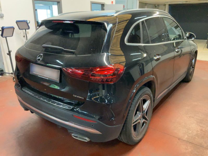 Mercedes-Benz GLA-Klasse GLA 180 Mild-Hybrid AMG Line 2025 – снимка 8