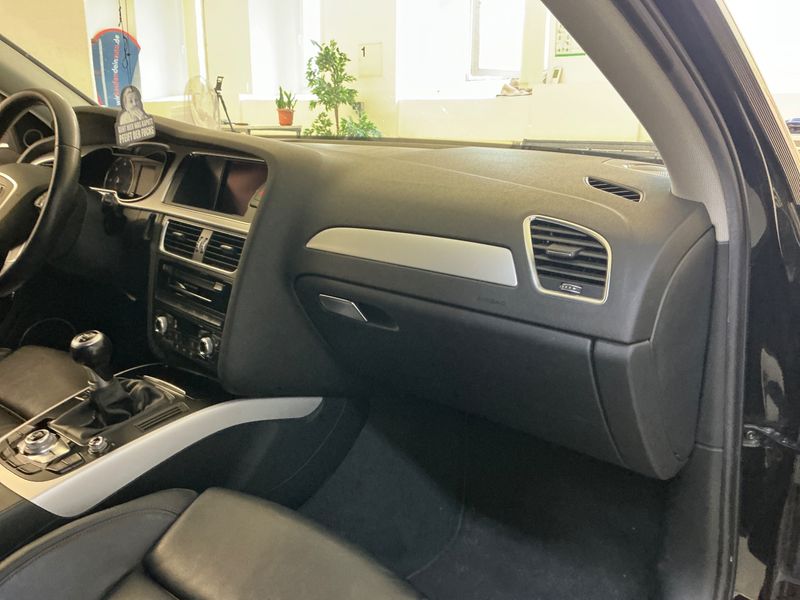 Audi A4 2.0 TDI Ambiente 2015 – снимка 23
