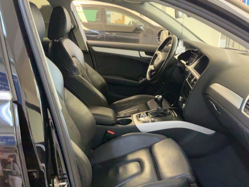 Audi A4 2.0 TDI Ambiente 2015 – снимка 17