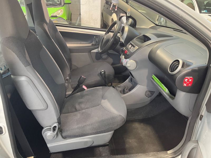 Peugeot 107 1.0 Plasir 2007 – снимка 3