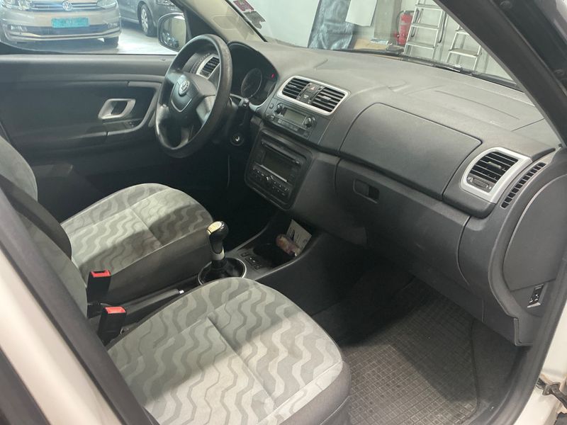 Skoda Roomster 1.4 Style Plus Edition 2009 – снимка 3