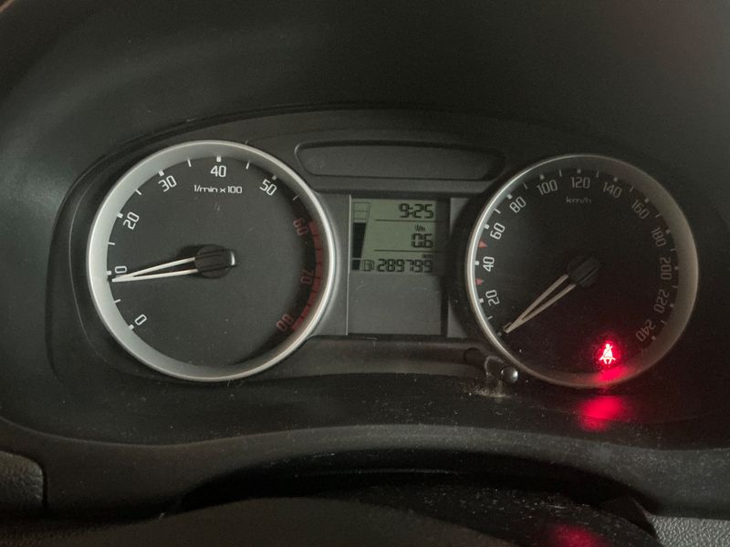 Skoda Roomster 1.4 Style Plus Edition 2009 – снимка 4