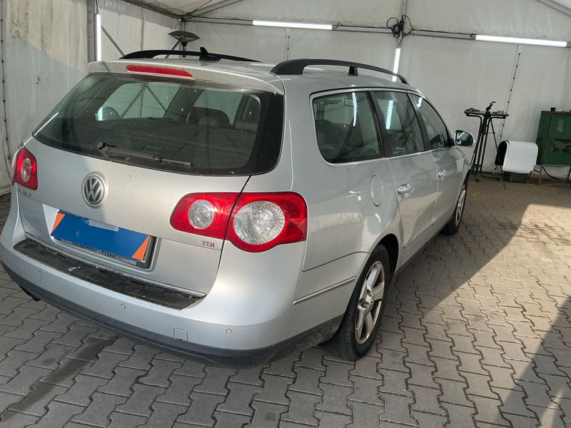 Volkswagen Passat 1.8 TSI Comfortline 2009 – снимка 2
