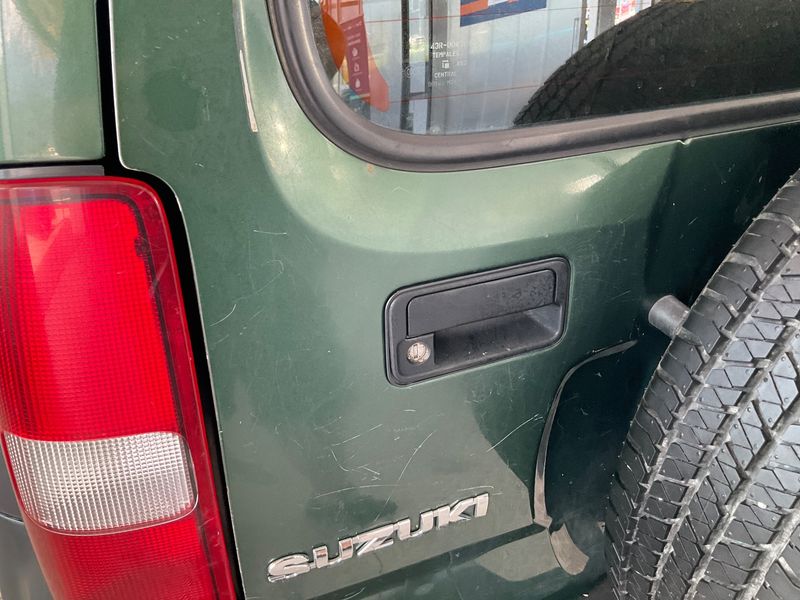 Suzuki Jimny 1.3 V 2012 – снимка 30