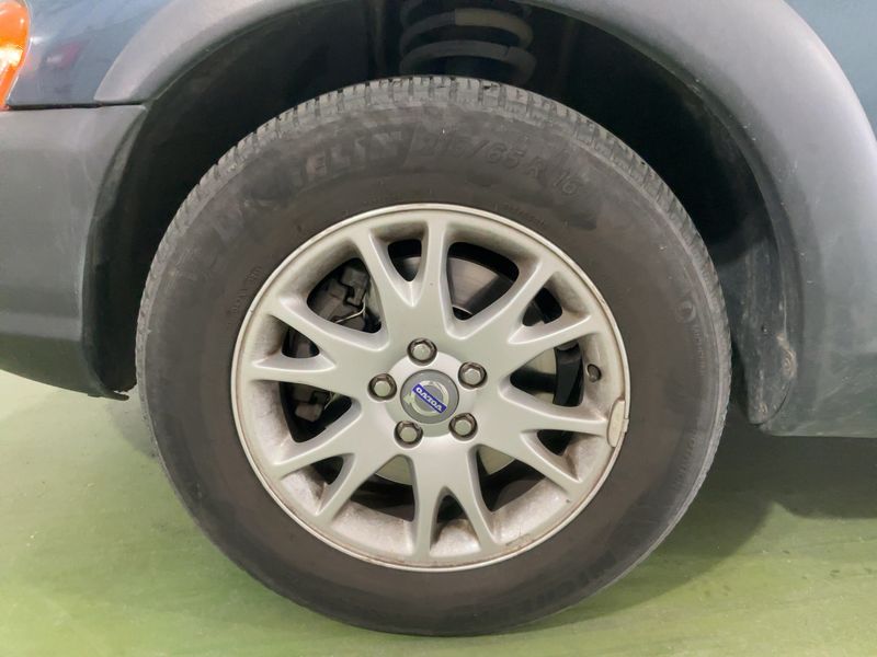 Volvo XC70 2.4 D5 Momentum AWD 2006 – снимка 3