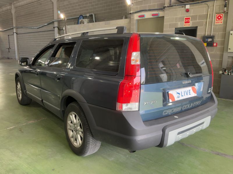 Volvo XC70 2.4 D5 Momentum AWD 2006 – снимка 6