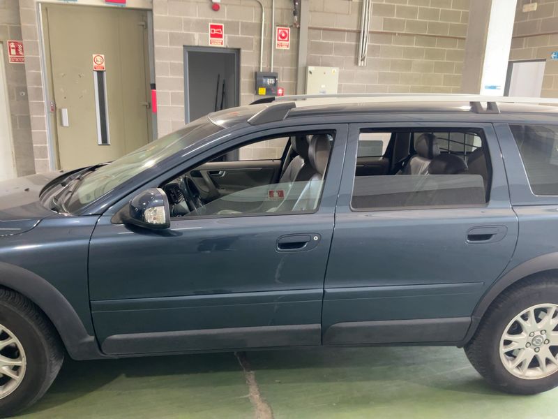Volvo XC70 2.4 D5 Momentum AWD 2006 – снимка 4