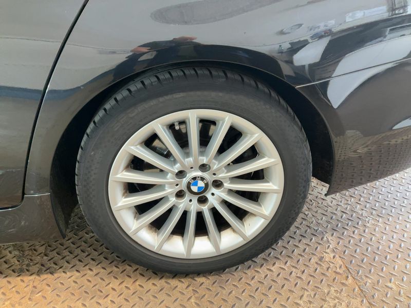 BMW 5er 530d 2011 – снимка 18